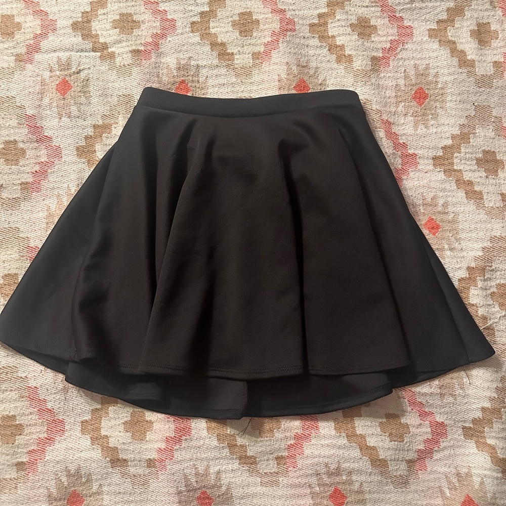 Elegant Black Skater Skirt